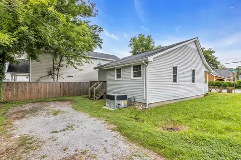 Exterior - 460 E State St, Murfreesboro, TN 37130 photo 6 of 6
