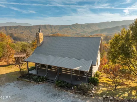1114 Bear Paw Ridge Way, Sevierville, TN 37862