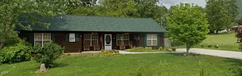 3621 Huskey Ln, Sevierville, TN 37862
