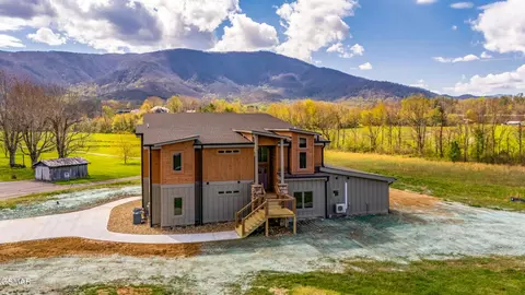 3564 Ownby Rd, Sevierville, TN 37862