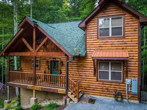 2313 Bogle Spring Loop, Sevierville, TN 37862 photo 35