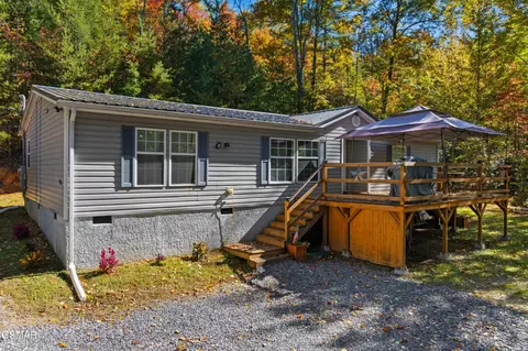 1464 Black Oak Dr, Sevierville, TN 37876