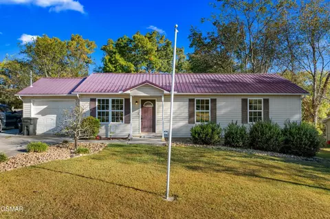 344 Economy Cir, Dandridge, TN 37725