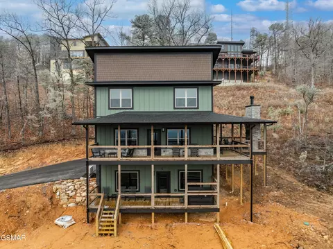 3142 Horse Gap Rd, Sevierville, TN 37876