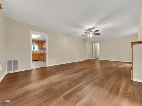 623 Whippoorwill Dr, Talbott, TN 37877 photo 6