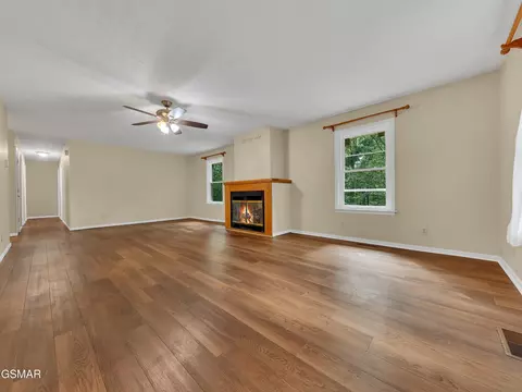 623 Whippoorwill Dr, Talbott, TN 37877 photo 7