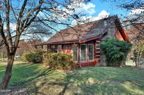2168 Mountain Vis, Sevierville, TN 37876