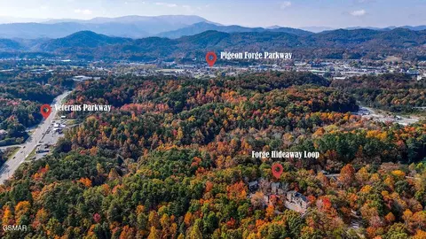 2385 Forge Hideaway Loop #3, Pigeon Forge, TN 37863 photo 3
