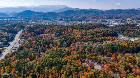 2385 Forge Hideaway Loop #3, Pigeon Forge, TN 37863 photo 45