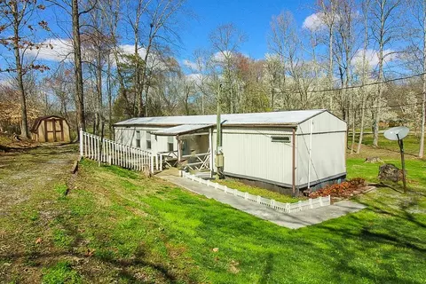 1339 Willow Creek Ln, Sevierville, TN 37876