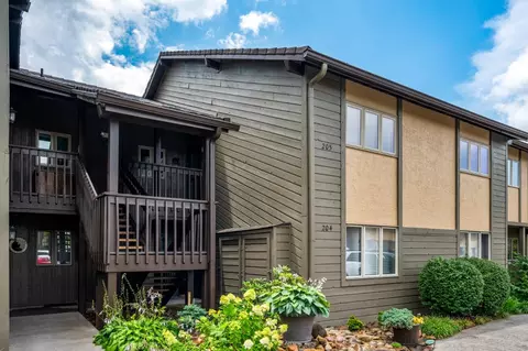 1050 Ski View Dr #205, Gatlinburg, TN 37738