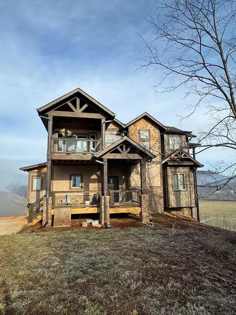 3915 Garden Hill Ct, Sevierville, TN 37862