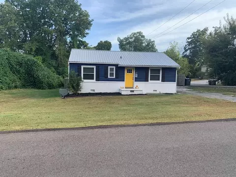 700 Springdale Ave, Knoxville, TN 37917