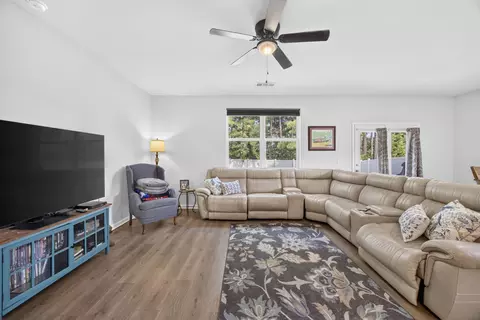 Living - 164 Nunally Dr, Baxter, TN 38544 photo 1 of 1