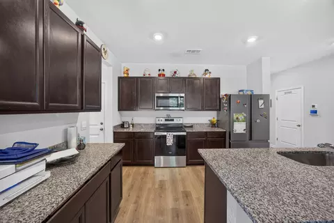 Kitchen - 164 Nunally Dr, Baxter, TN 38544 photo 4 of 5