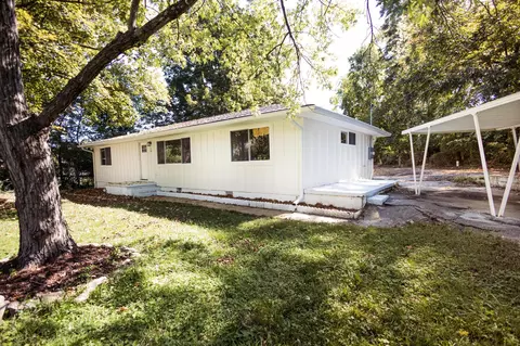 19 Shuler Ln, Rossville, GA 30741
