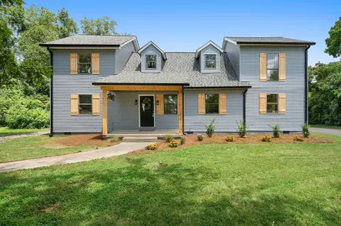 698 Chambers St, Gallatin, TN 37066