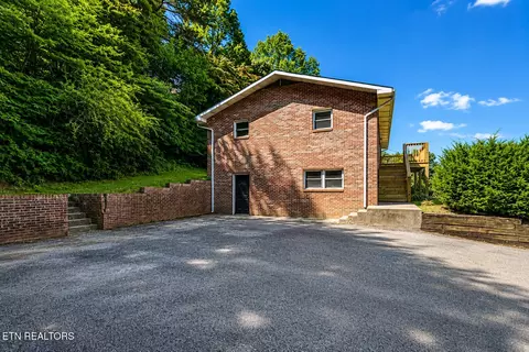 1306 Brushy Valley Rd, Heiskell, TN 37754 photo 22