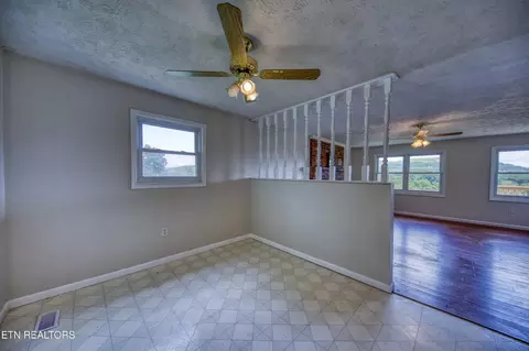 1306 Brushy Valley Rd, Heiskell, TN 37754 photo 9
