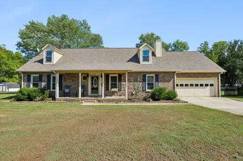 207 Peebles Dr, Smyrna, TN 37167