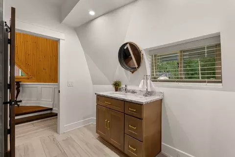 Bath - 7362 Walker Rd, Fairview, TN 37062 photo 1 of 5