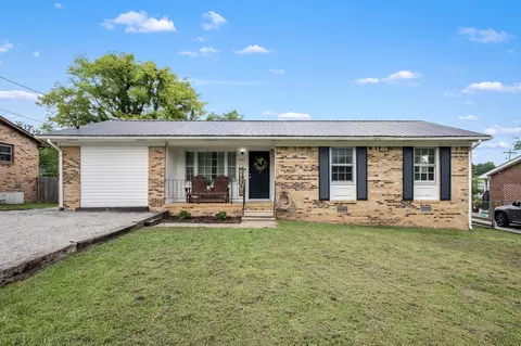 335 Maplewood Dr, Shelbyville, TN 37160