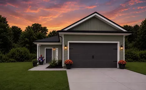 18 Stonehenge Cir NW, Manchester, TN 37355