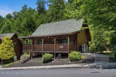 3143 Smoky Ridge Way, Sevierville, TN 37862