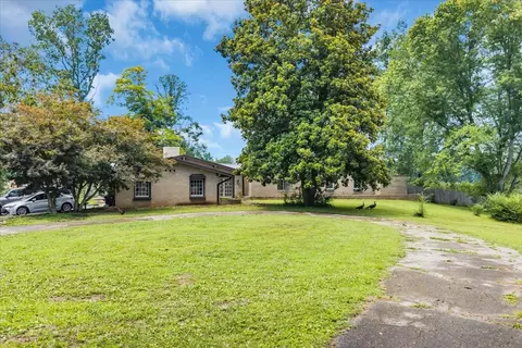 Exterior - 6126 Manchester Hwy, Morrison, TN 37357 photo 11 of 18