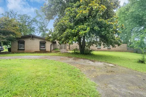 Exterior - 6126 Manchester Hwy, Morrison, TN 37357 photo 3 of 18