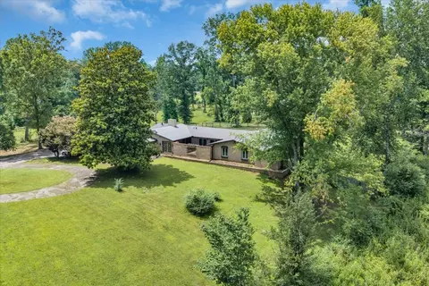 Exterior - 6126 Manchester Hwy, Morrison, TN 37357 photo 10 of 18