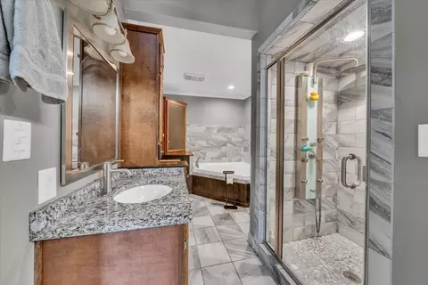 Bath - 6126 Manchester Hwy, Morrison, TN 37357 photo 1 of 8