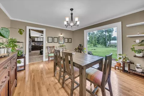 Dining - 6126 Manchester Hwy, Morrison, TN 37357 photo 2 of 3