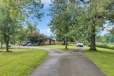 Exterior - 6126 Manchester Hwy, Morrison, TN 37357 photo 18 of 18