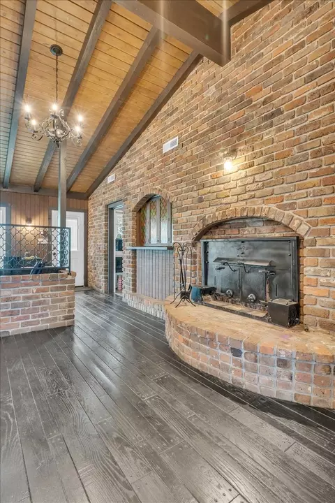 Entry Way - 6126 Manchester Hwy, Morrison, TN 37357 photo 7 of 7