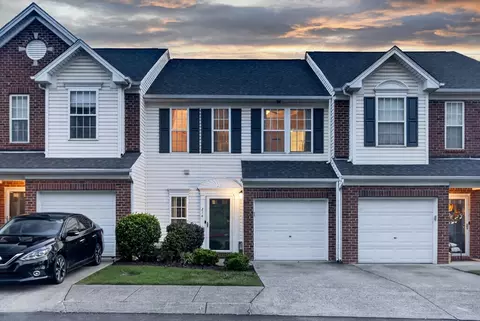 7277 Charlotte Pike #214, Nashville, TN 37209
