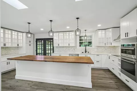 463 Walton Ferry Rd, Hendersonville, TN 37075