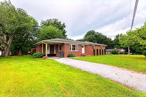 317 Moss Dr, Mcminnville, TN 37110