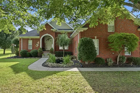 421 Karlee Ct, Lebanon, TN 37087