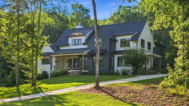 4162 Windtree Dr, Signal Mountain, TN 37377