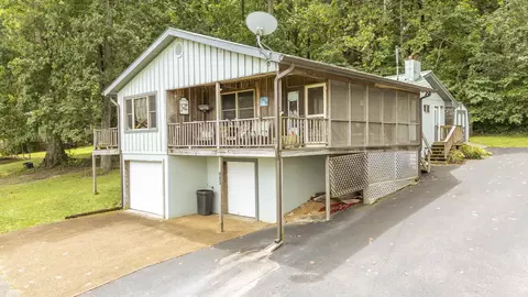 982 Lost Creek Boat Dock Rd, Decaturville, TN 38329