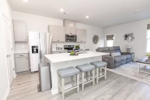 Kitchen - 4231 Feetham Dr, Murfreesboro, TN 37129 photo 1 of 7
