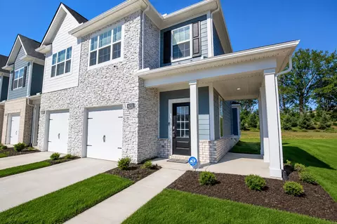 Exterior - 4231 Feetham Dr, Murfreesboro, TN 37129 photo 2 of 17