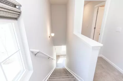 Entry Way - 4231 Feetham Dr, Murfreesboro, TN 37129 photo 8 of 9
