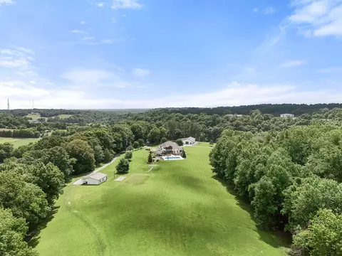 View/Area - 1025 Choate Rd, Dickson, TN 37055 photo 2 of 13