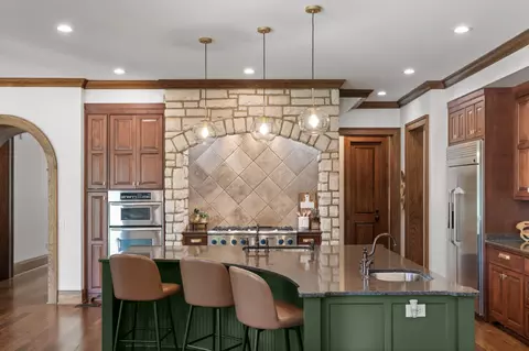 Kitchen - 1025 Choate Rd, Dickson, TN 37055 photo 2 of 6