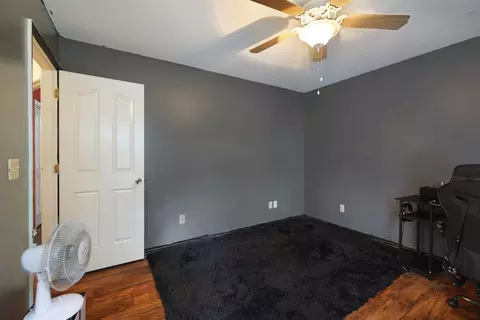 Bedroom - 4924 Jacksboro Rd, Morrison, TN 37357 photo 2 of 5