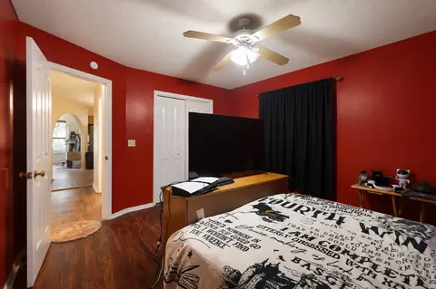 Bedroom - 4924 Jacksboro Rd, Morrison, TN 37357 photo 6 of 6