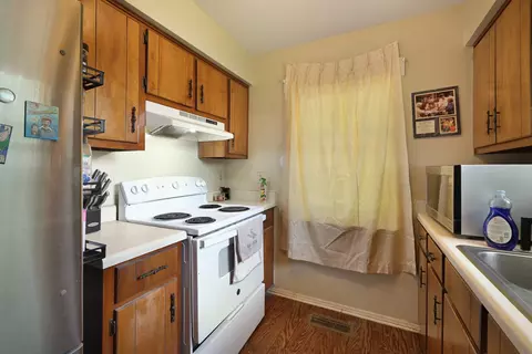Kitchen - 4924 Jacksboro Rd, Morrison, TN 37357 photo 2 of 3