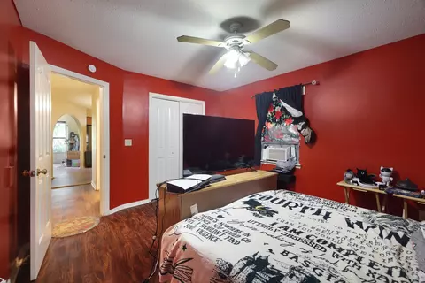 Bedroom - 4924 Jacksboro Rd, Morrison, TN 37357 photo 5 of 5